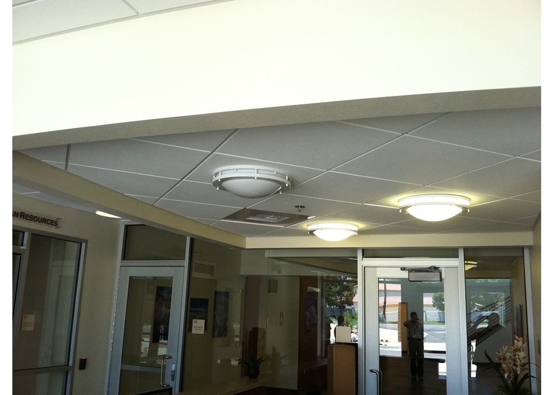 A picture of the roof in the HOA, with three lights.