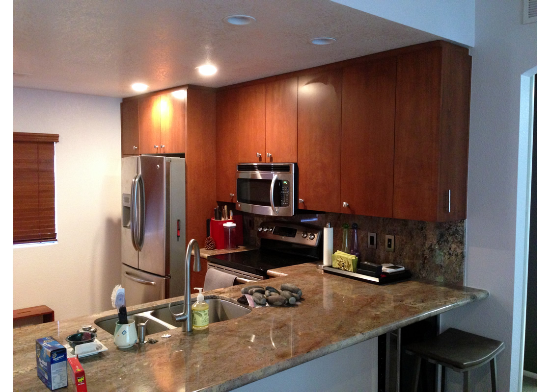 An alternate picture of the kitchen, showing the sink as well but at a steeper angle.